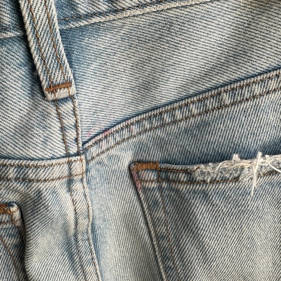 Abercrombie & Fitch Light Wash Annie High Rise Girlfriend Jeans w Zippers Size 6 - Picture 5 of 5